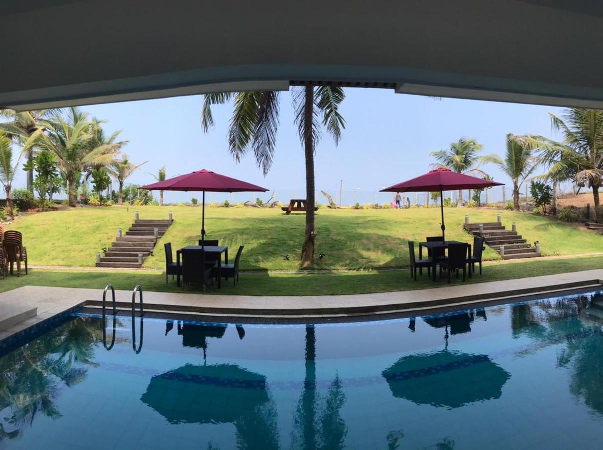 Driftwood Villa Pamunugama 外观 照片