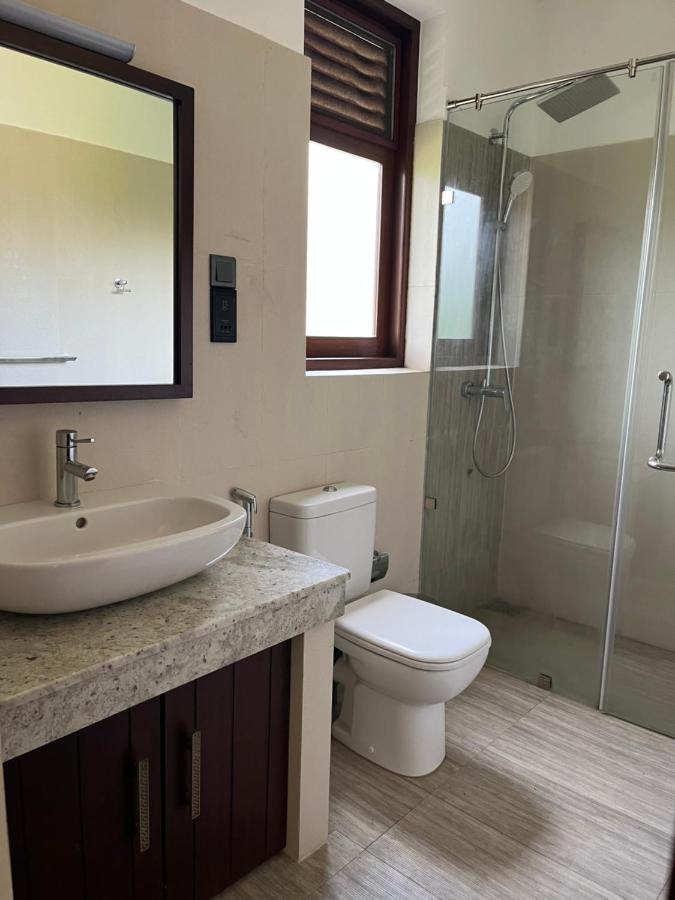 Driftwood Villa Pamunugama 外观 照片