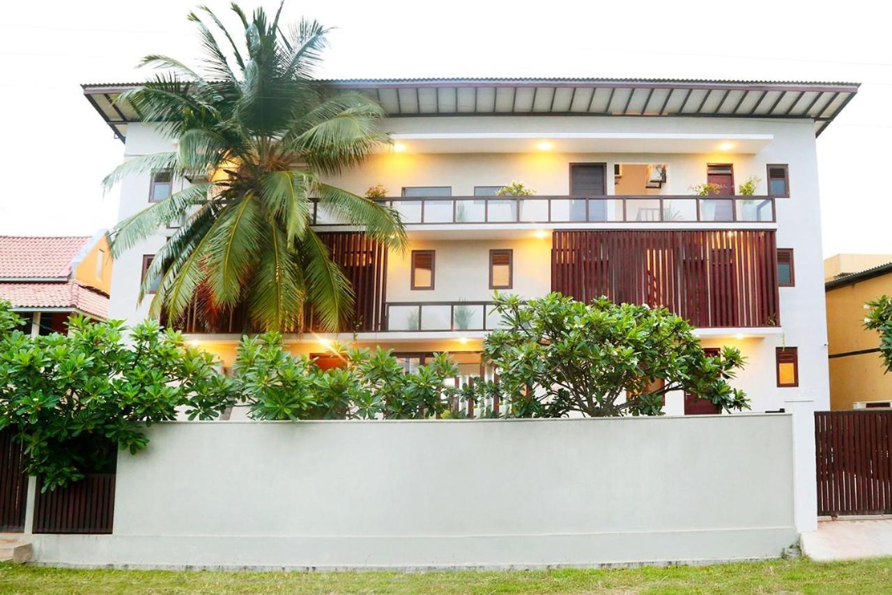 Driftwood Villa Pamunugama 外观 照片