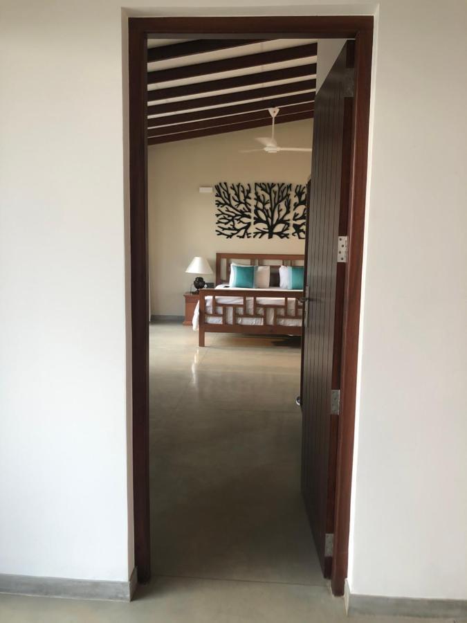 Driftwood Villa Pamunugama 外观 照片